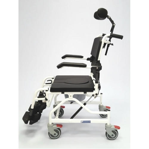 Кресло-каталка инвалидная механическая с санитарным оснащением (Titan Deutschland Gmbh, артикул 800-140060)