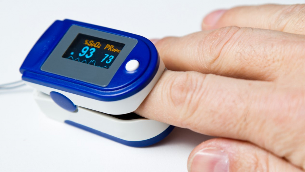 Аппарат для измерения кислорода в крови. Пульсоксиметр Fingertip Pulse Oximeter. %Spo2 Пульсоксиметр spo2. Пульсоксиметр в.well med-325. Пульсоксиметр XY-010 (синий).